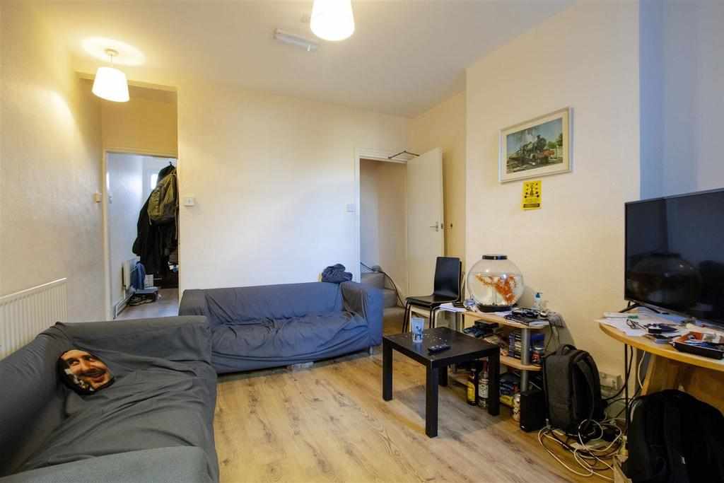 Flat Tiverton Road in Birmingham
