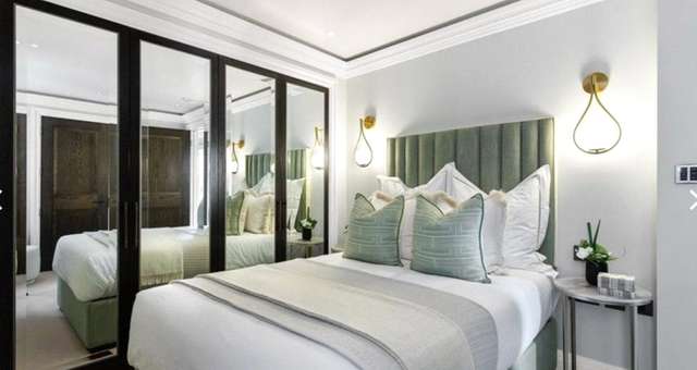 Flat Prince of Wales Terrace in Greater London