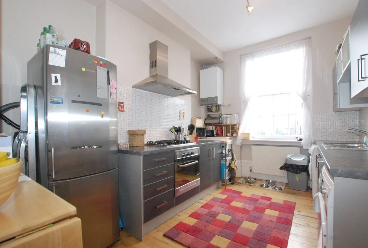 Flat Liverpool Road in Greater London