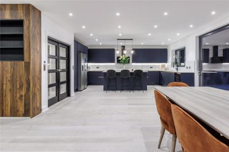 Flat Odyssey Road in Hertsmere