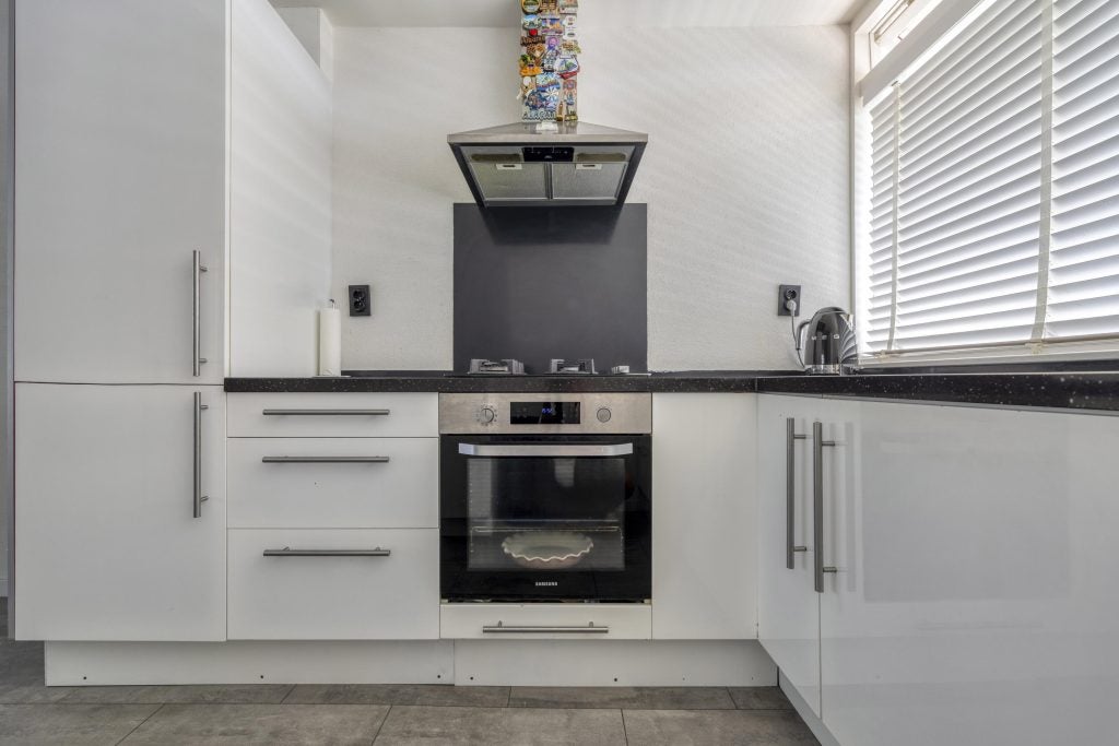 Appartement te koop: Westlandseweg 71, Delft