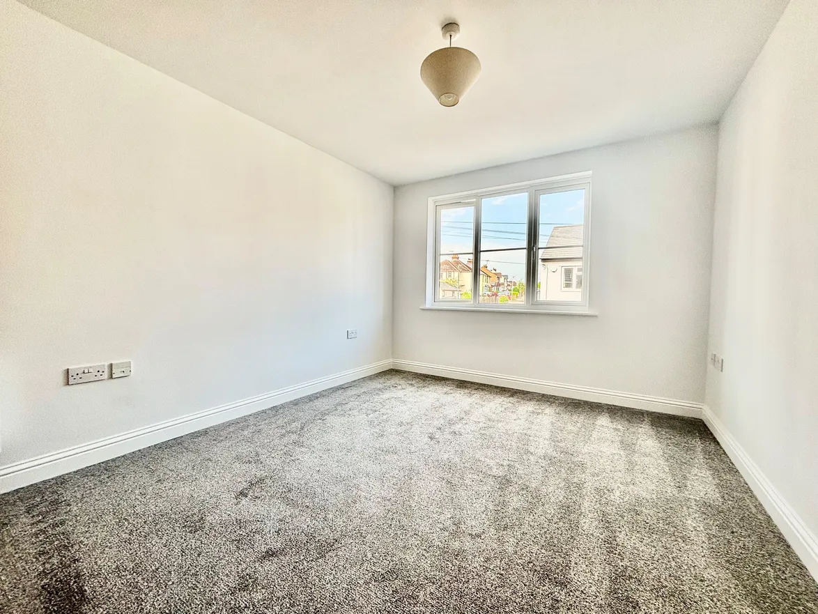 Flat Orchard Street in Rainham