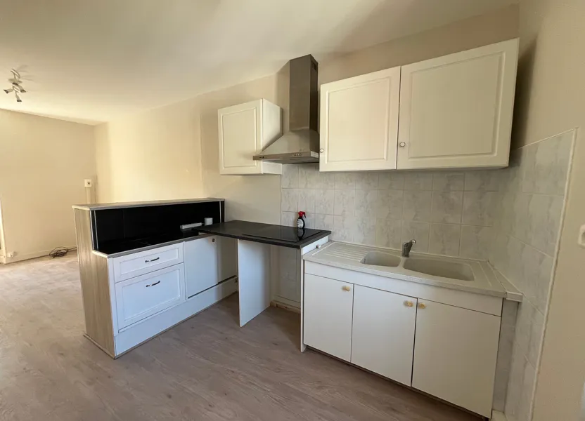 Appartement Place de la République à Saint-Yrieix-la-Perche