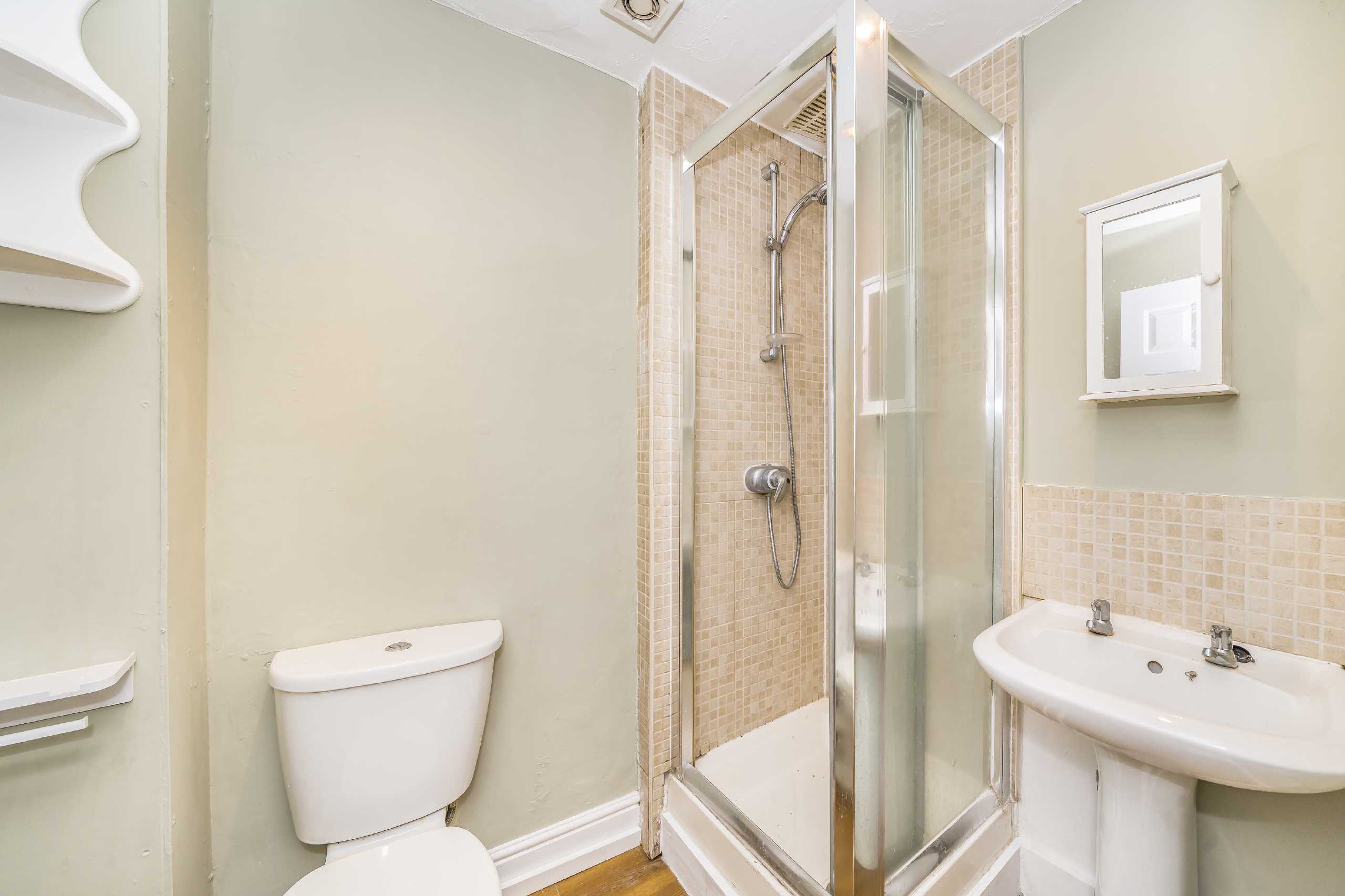 Flat Elsham Road in Greater London