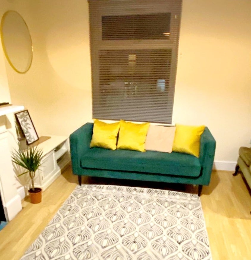 Flat Darnley Street in Gravesham