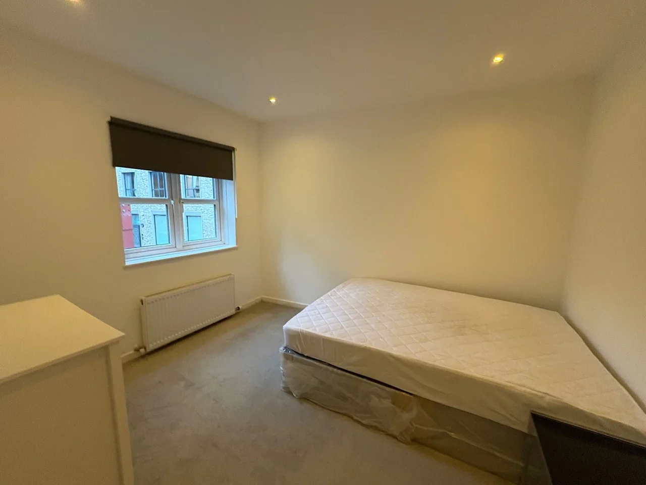 Flat Valentia Place in Greater London