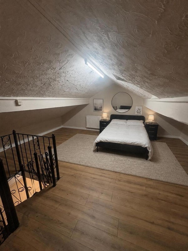 Room Kingsley Road in Manchester