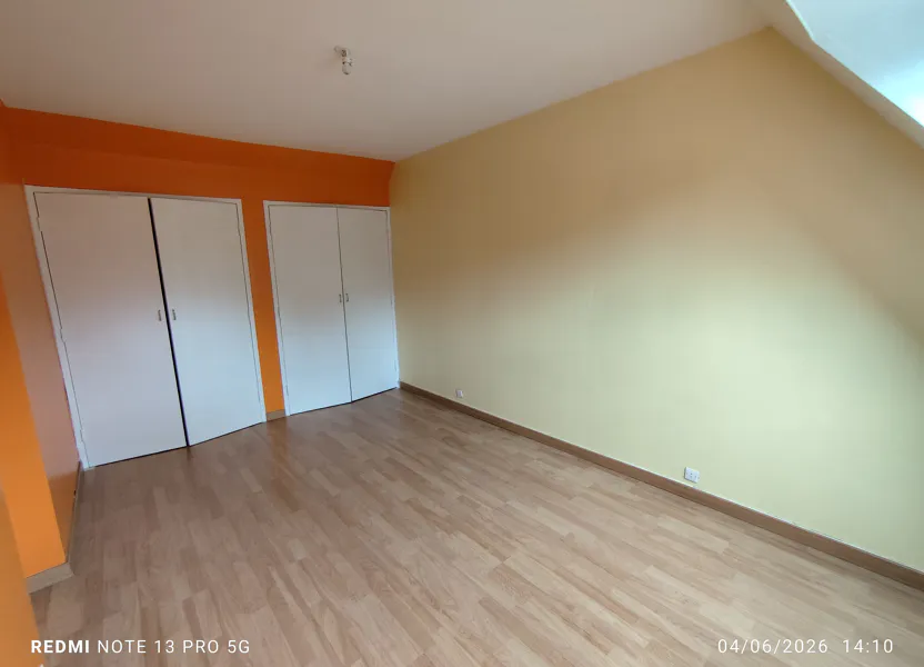 Maison Ancienne Voie Ferrée de Plouescat à Rosporden à Landivisiau