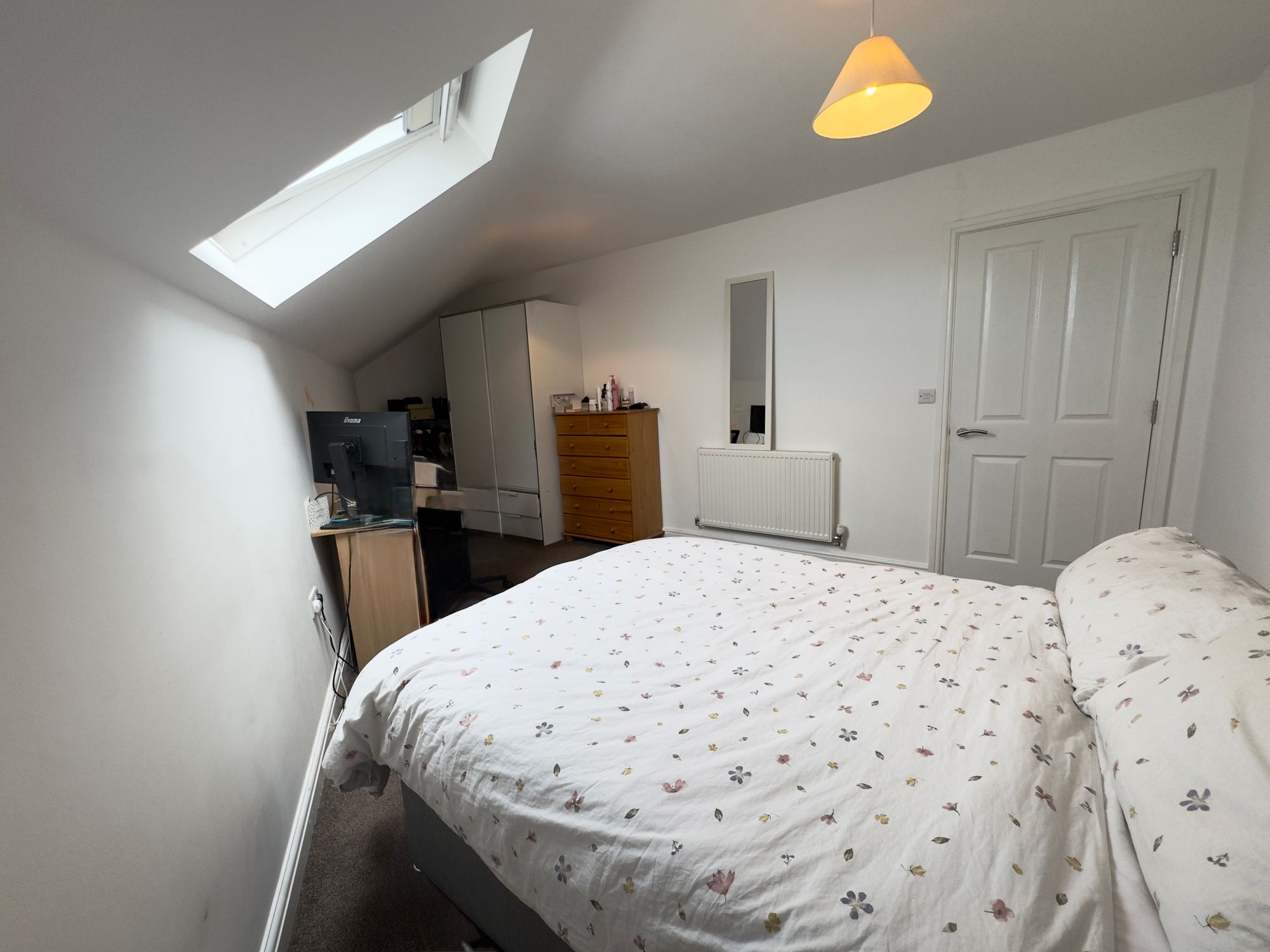Flat Frome Valley Road in Bristol