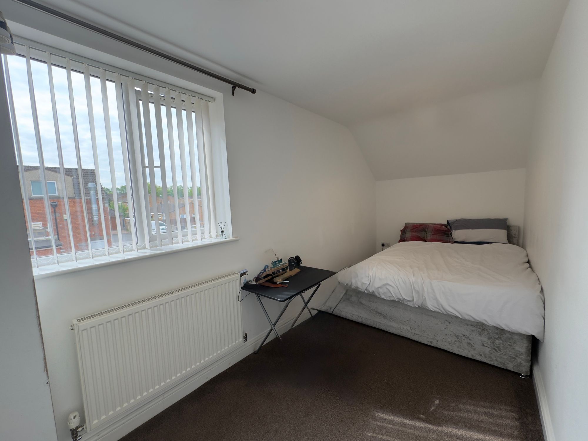 Flat Frome Valley Road in Bristol
