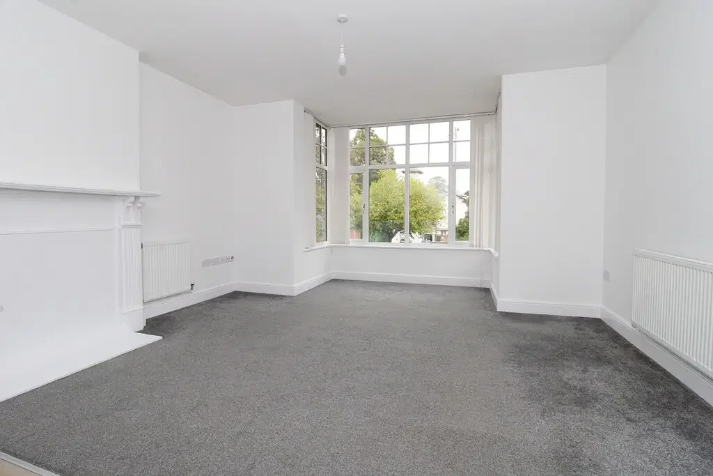 Flat Newbold Road in Rugby