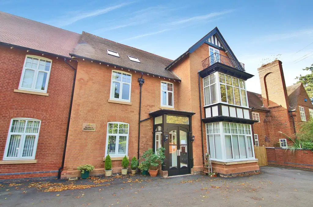Flat Newbold Road in Rugby