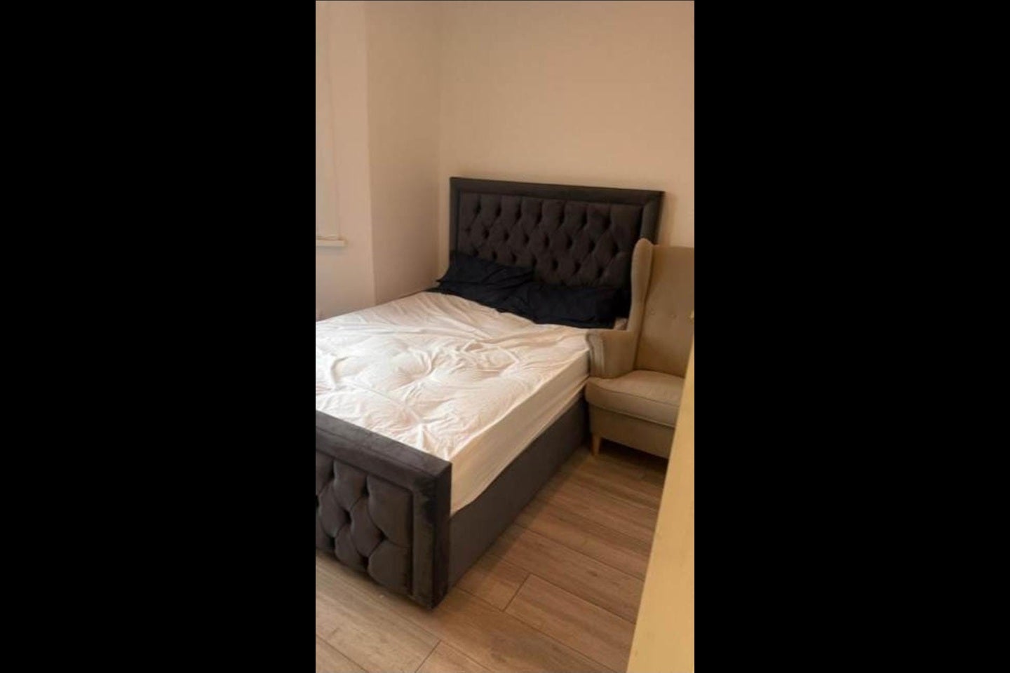 Room Uxbridge Road in Greater London
