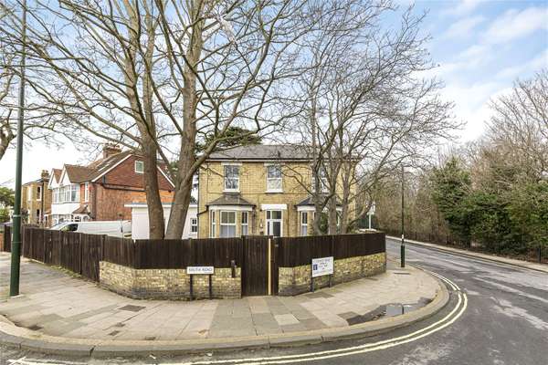 House South Road in Greater London