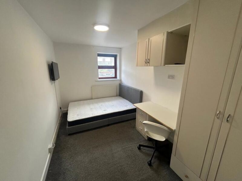 Flat Kelso Street in Leeds