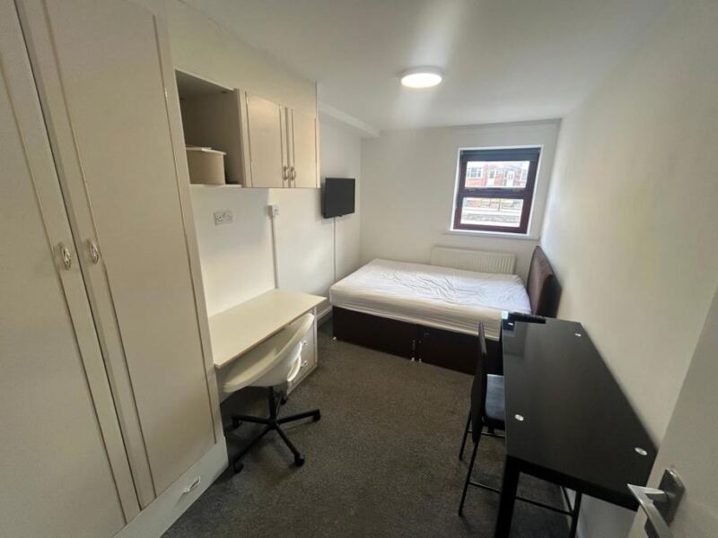 Flat Kelso Street in Leeds