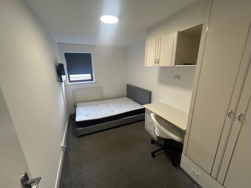 Flat Kelso Street in Leeds
