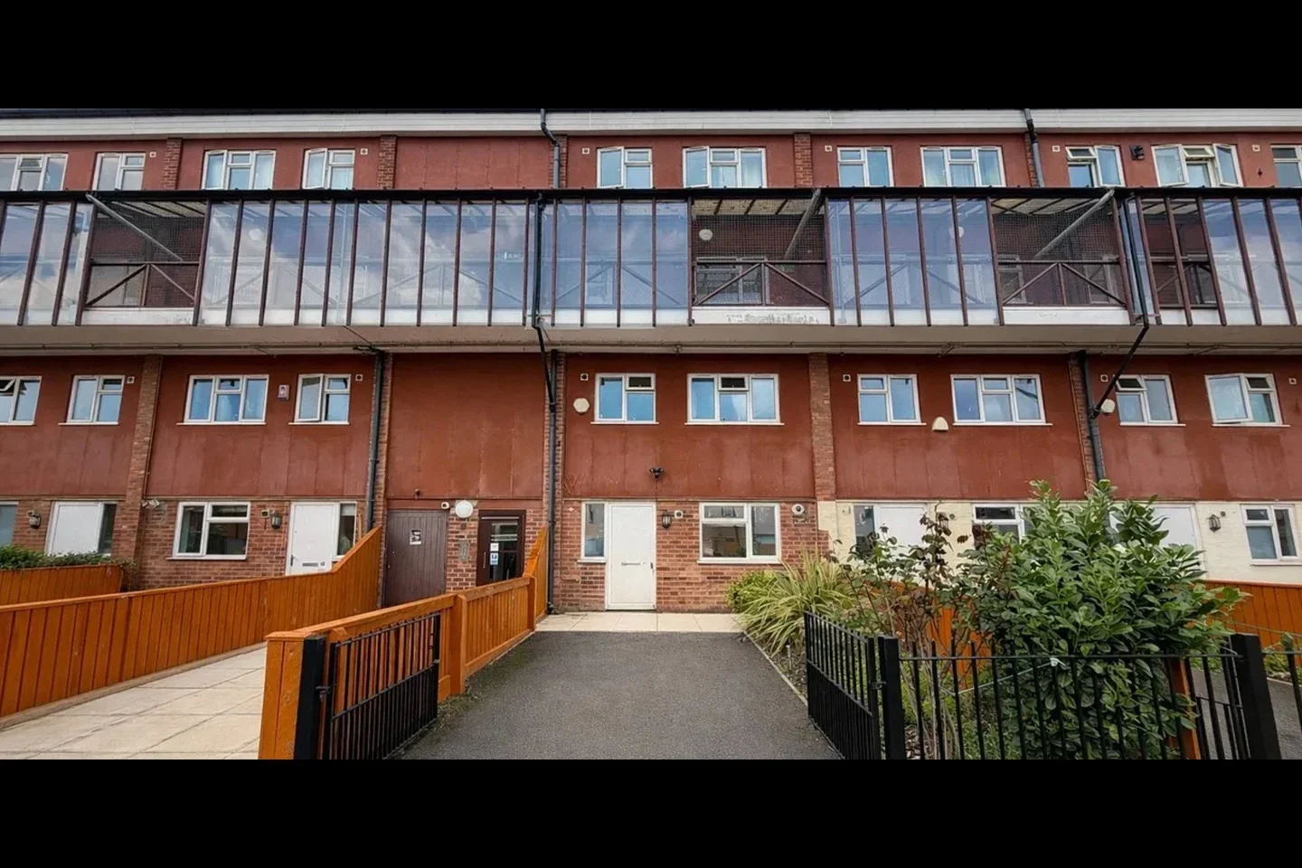 House Skerry Close in Manchester