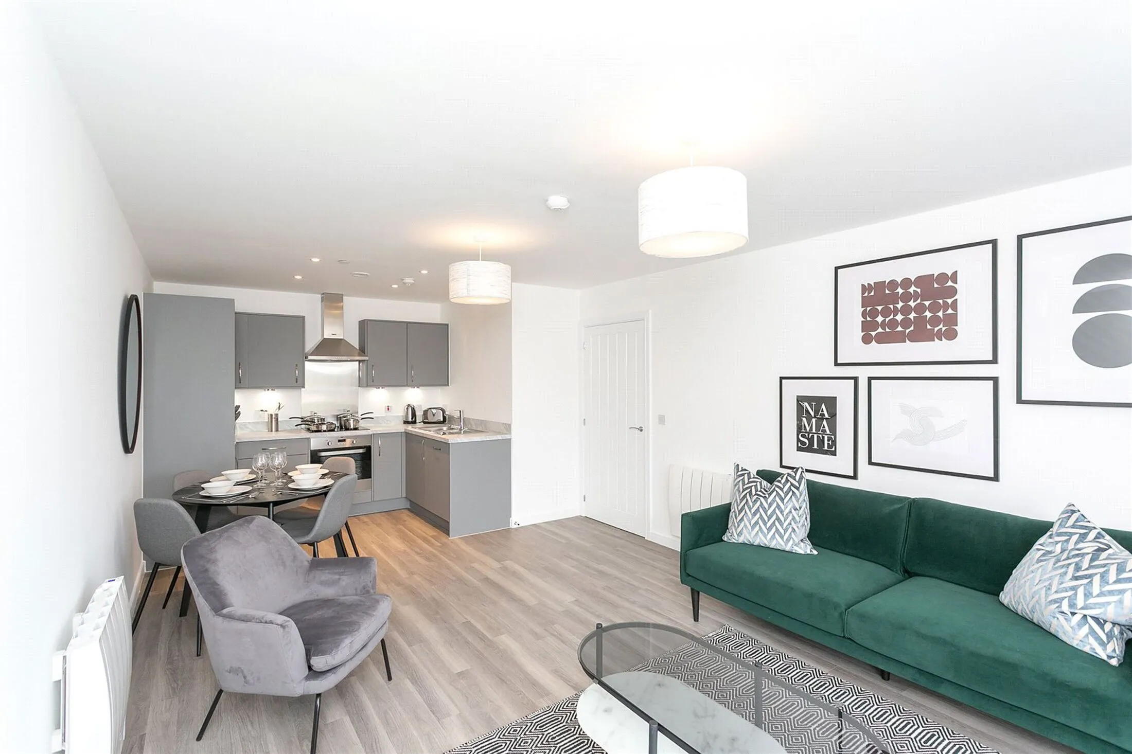 Flat Springwell Lane in London