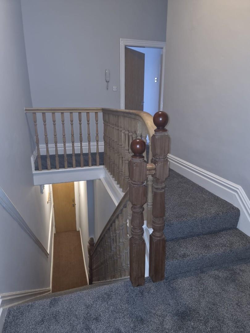 Flat Ampthill Road in Liverpool