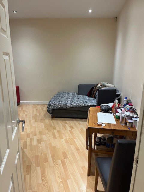 Flat Upper George Street in Luton
