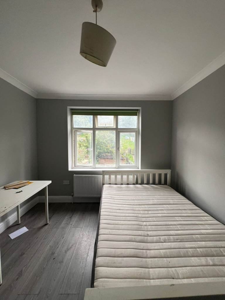 Room Meyrick Avenue in Luton
