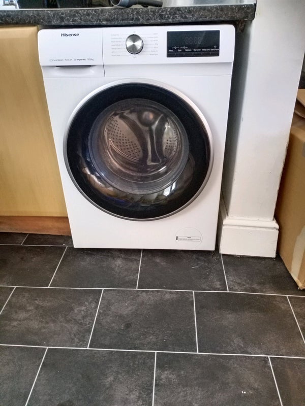 Room Hazeldene Avenue in Newcastle upon Tyne