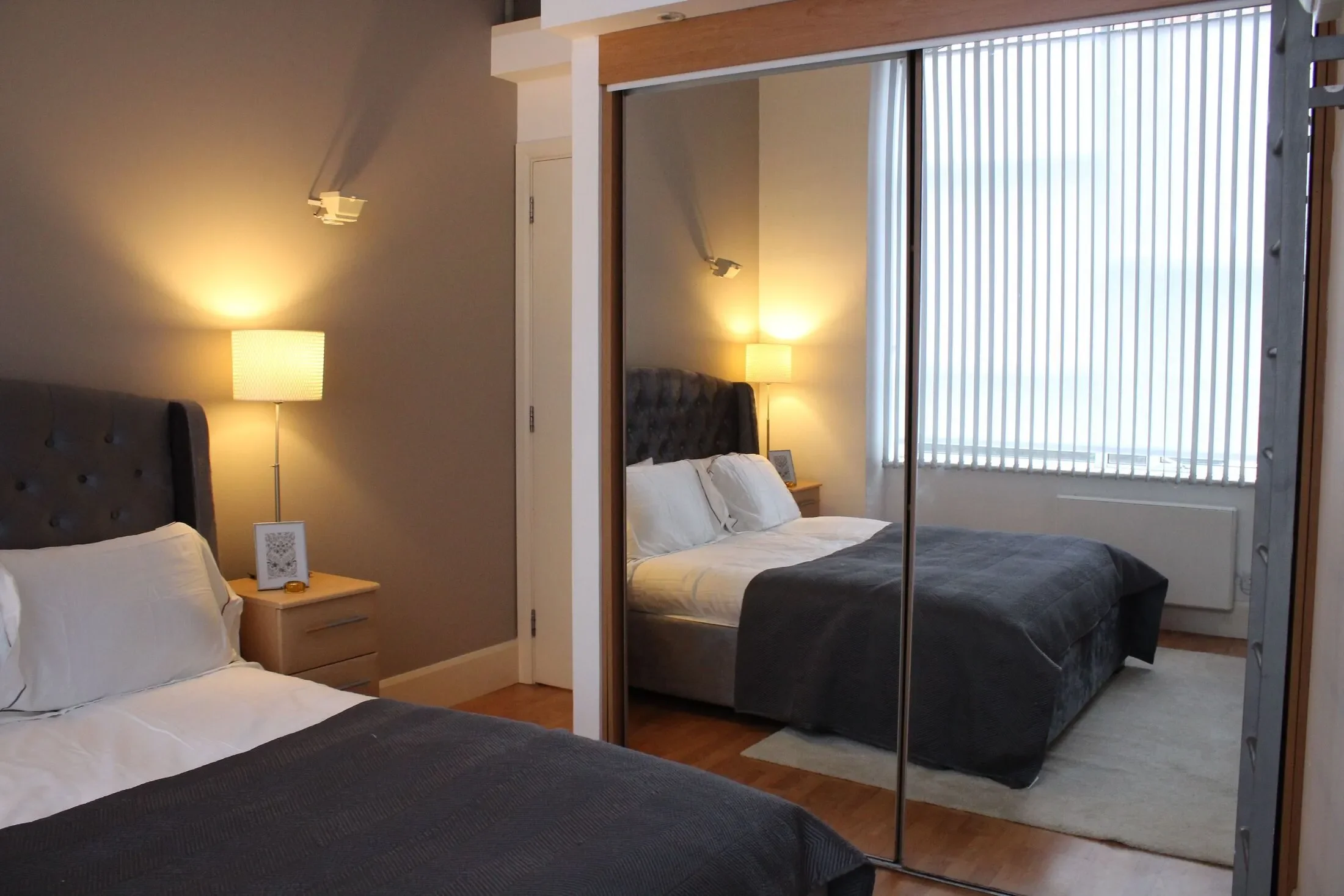 Flat Dingley Road in Greater London