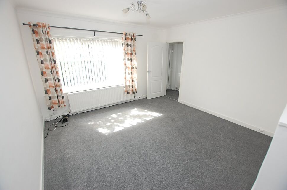 Flat Whiteley Street in Chadderton