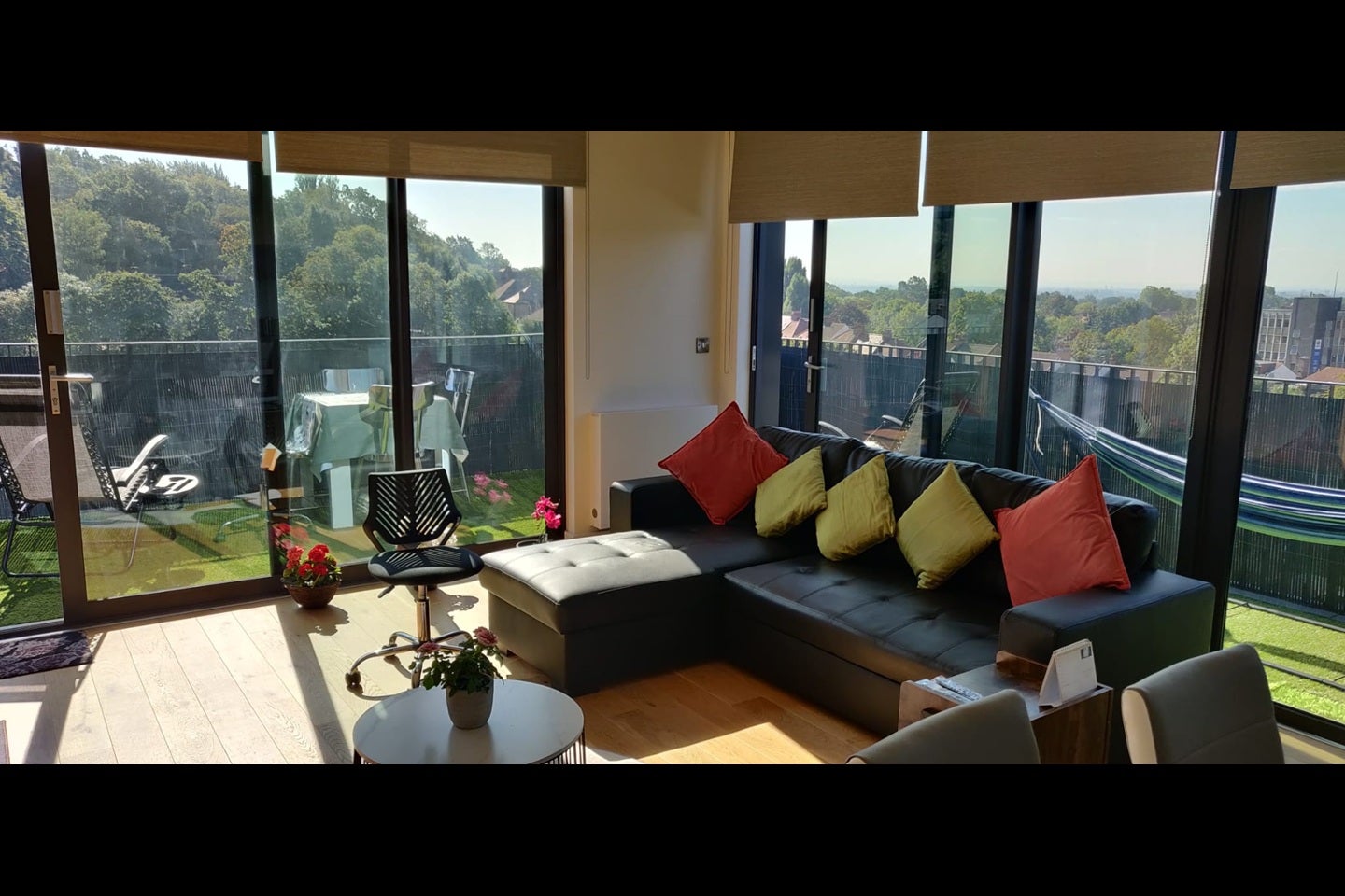 Room Northolt Road in Greater London