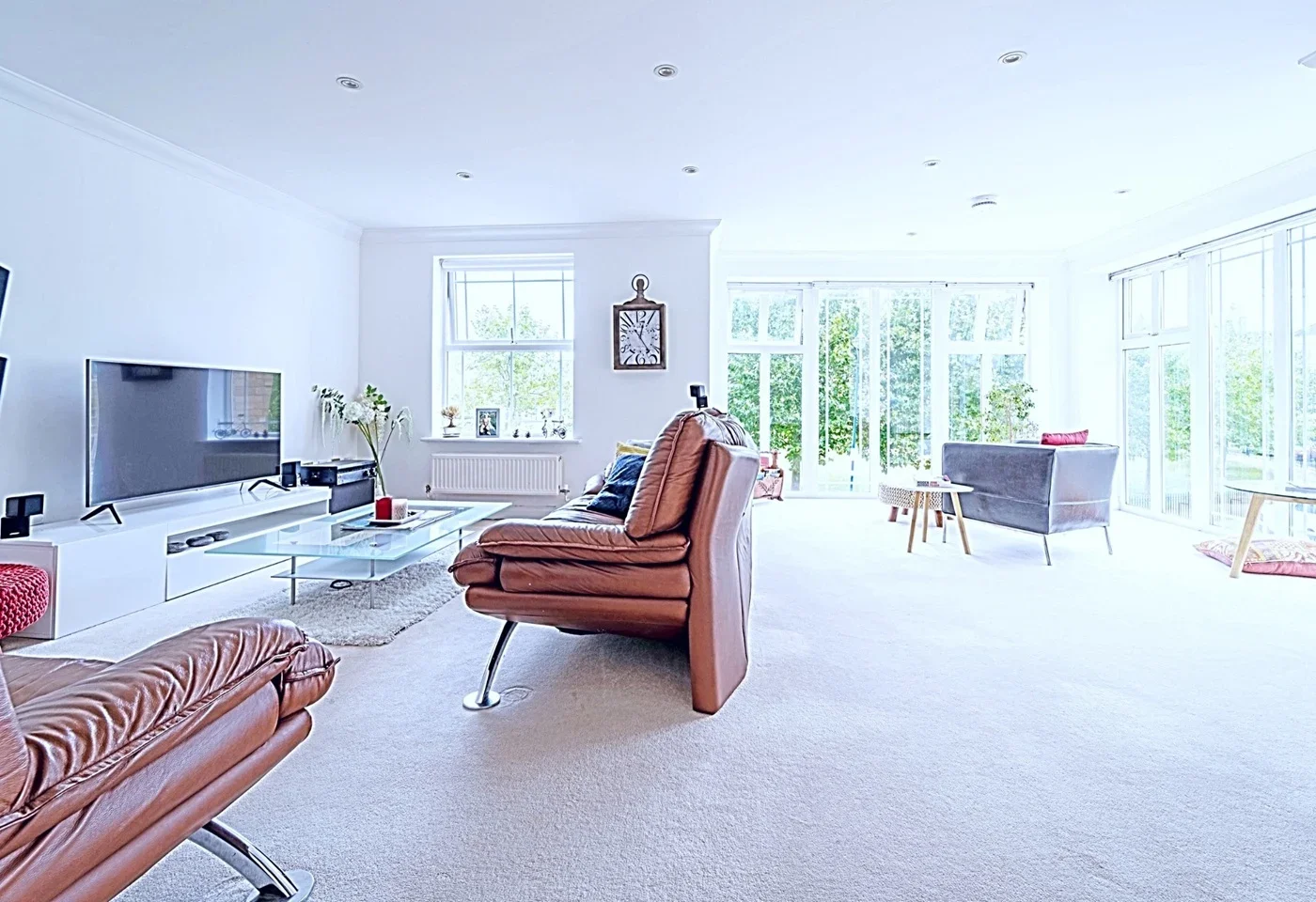House Dettingen Crescent in Deepcut