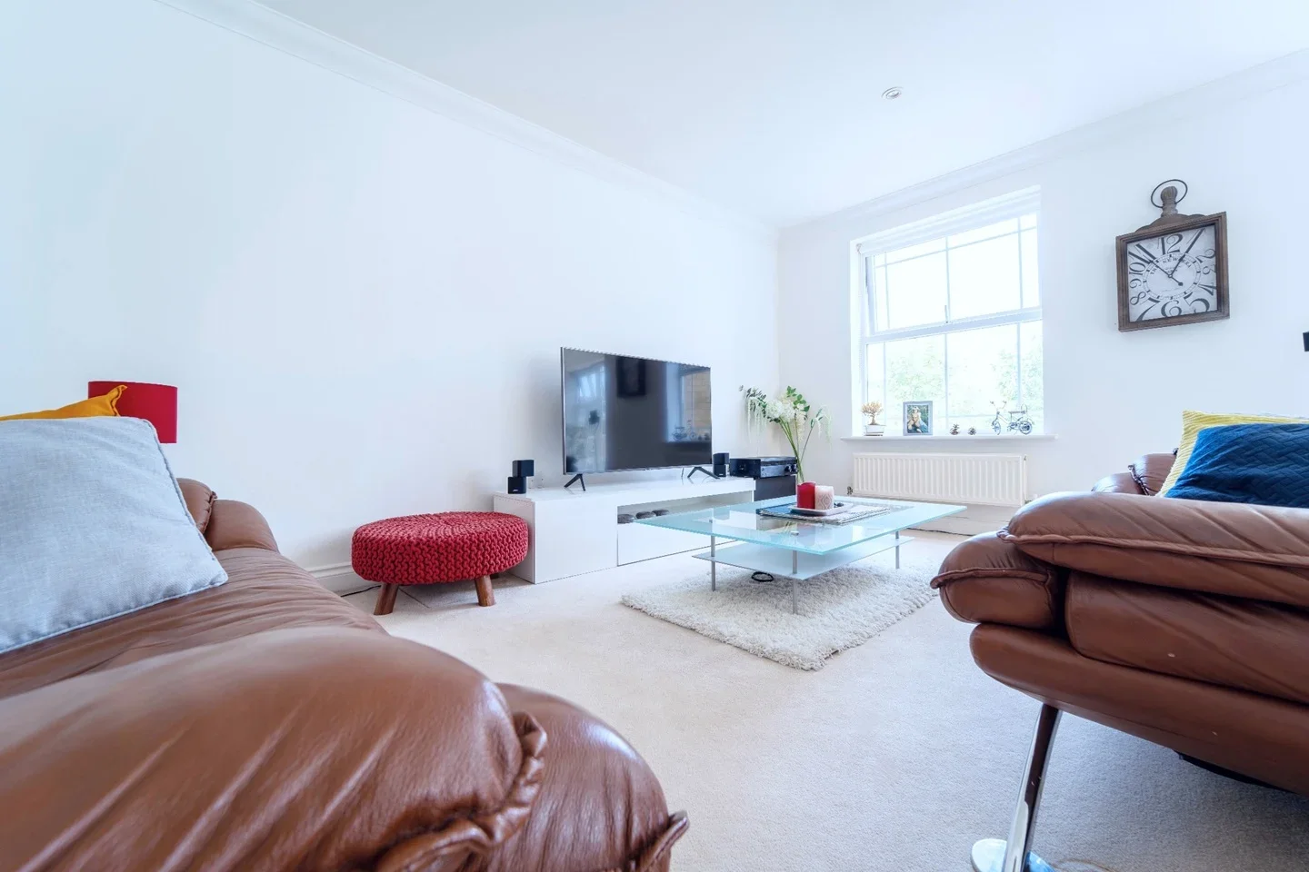 House Dettingen Crescent in Deepcut