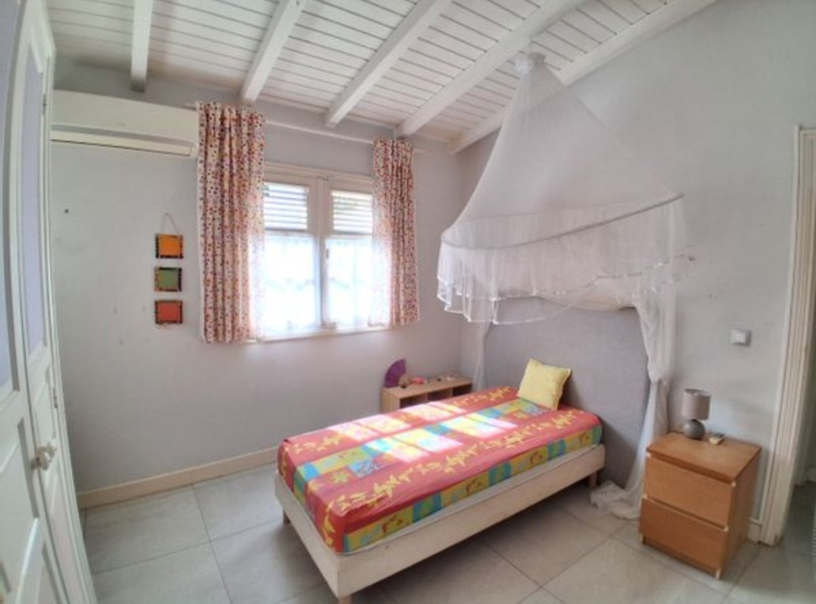 House Rue Alicia Ludjer in Baie-Mahault