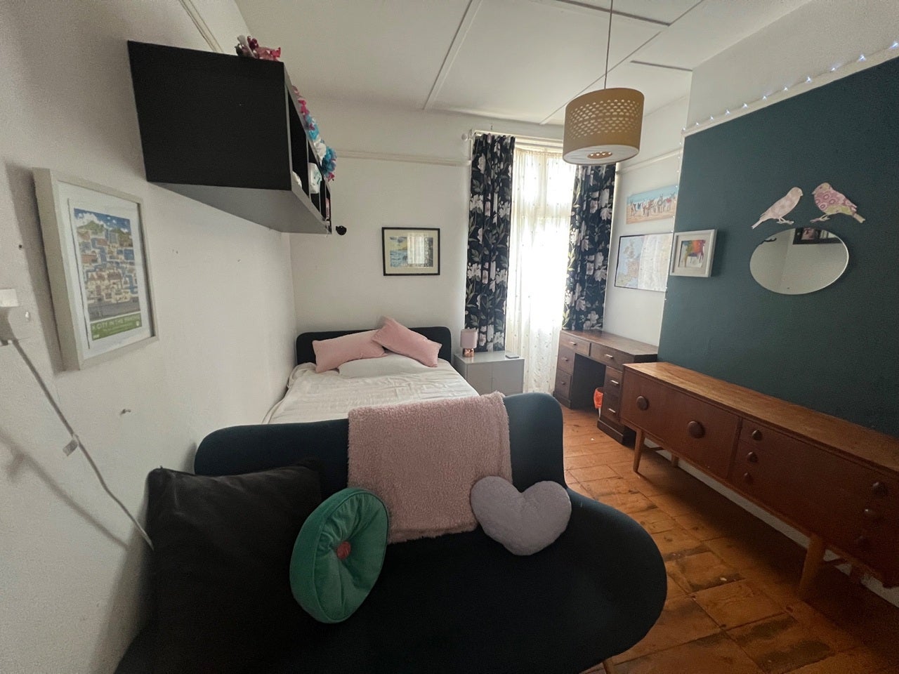 Room Ashburnham Road in St Leonards