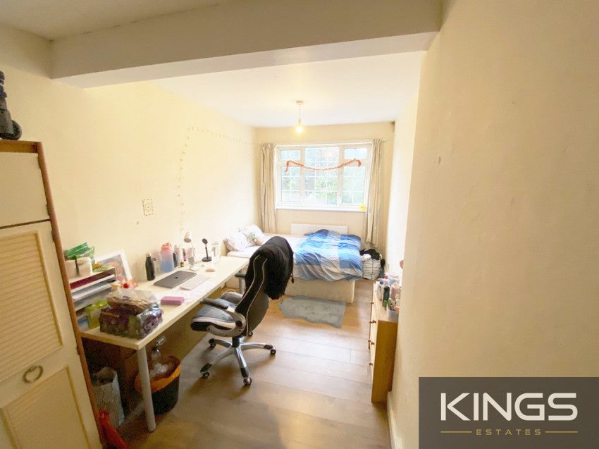 Flat Welbeck Avenue in Southampton