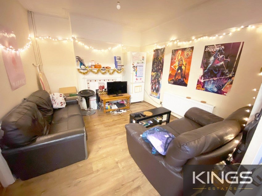 Flat Welbeck Avenue in Southampton