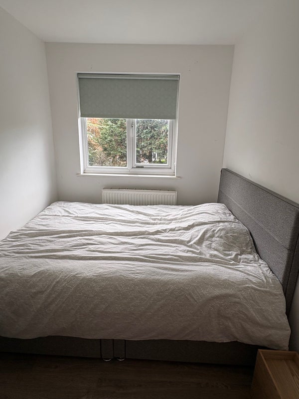 Room Aspen Close in Greater London