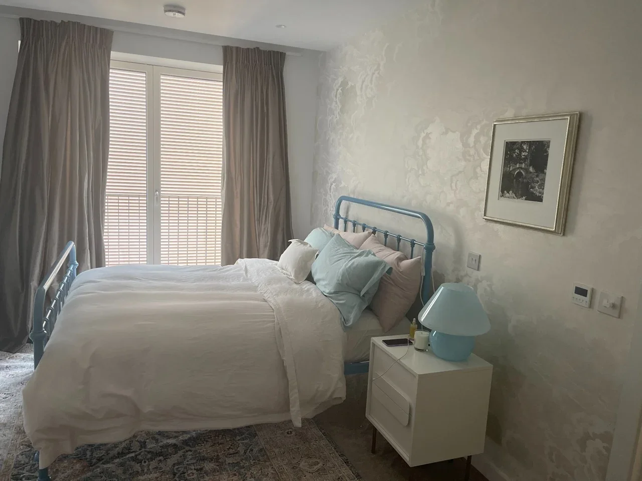 Flat Phoenix Place in Greater London