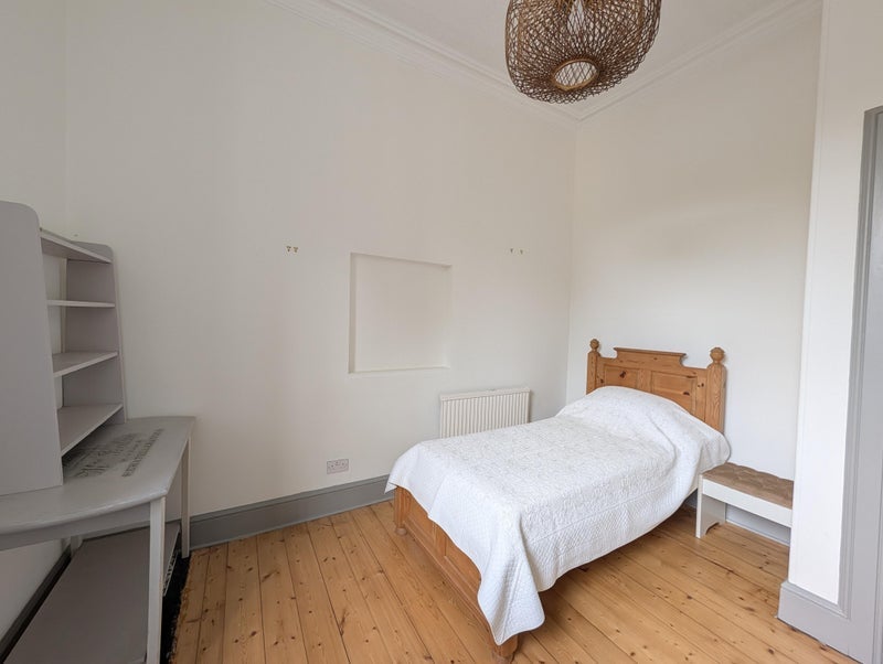 Room Thirlestane Road in City of Edinburgh
