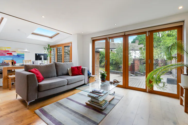 Flat Rudall Crescent in Greater London