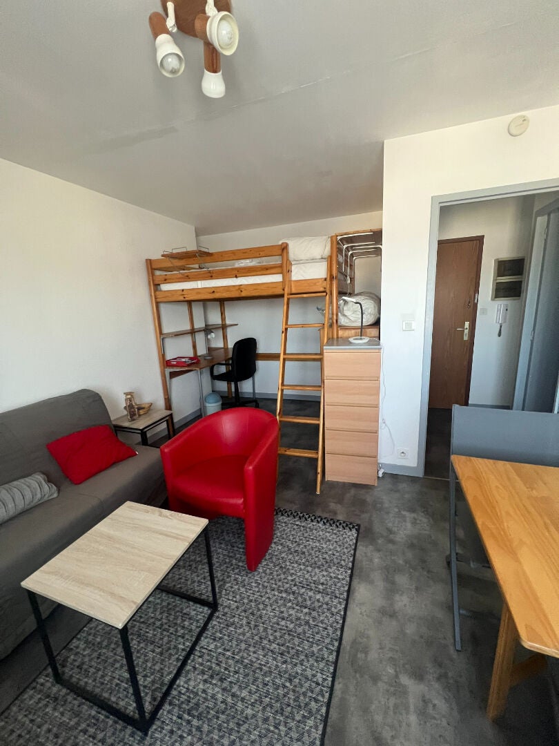 Appartement Rue du Faubourg du Pont-Neuf à Poitiers