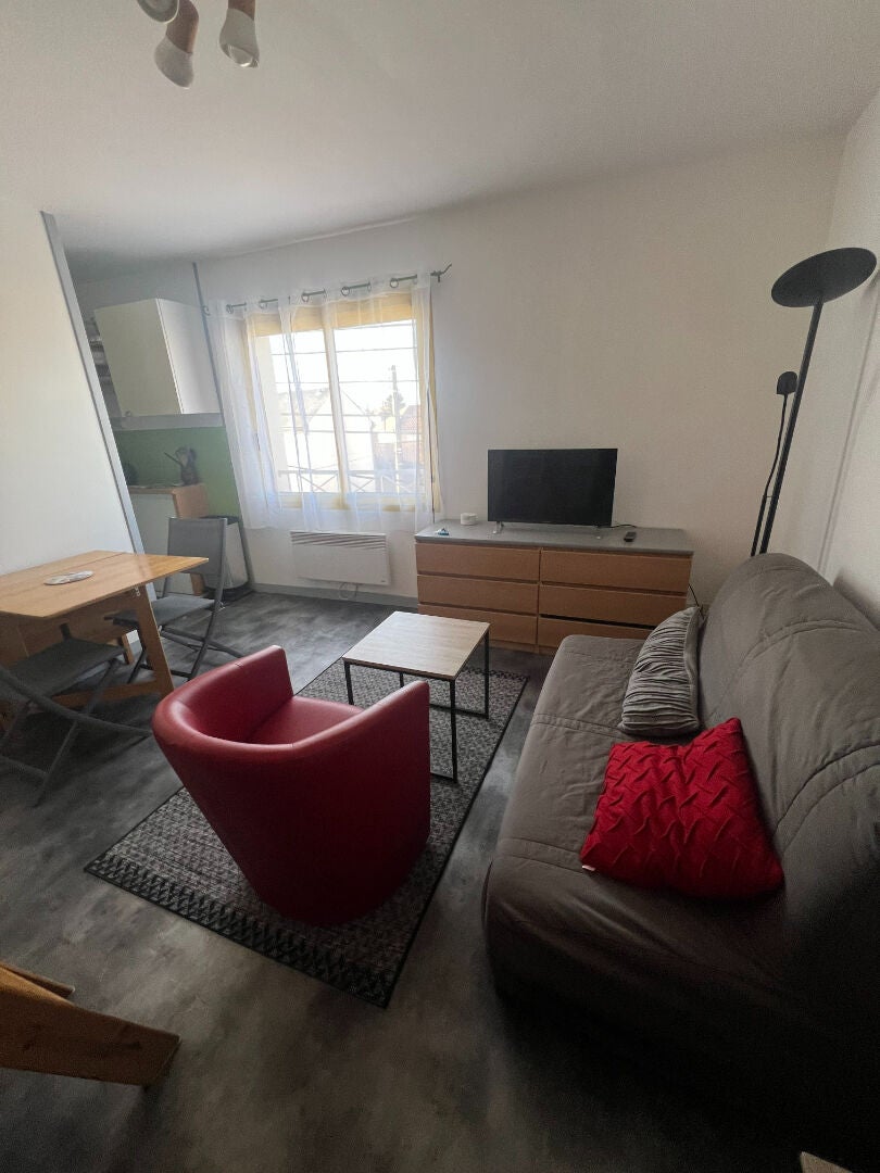 Flat Rue du Faubourg du Pont-Neuf in Poitiers