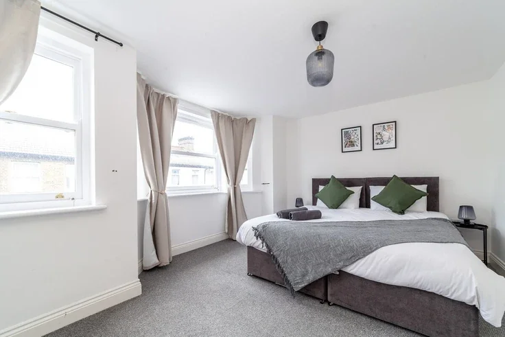 House Hughan Road in Greater London