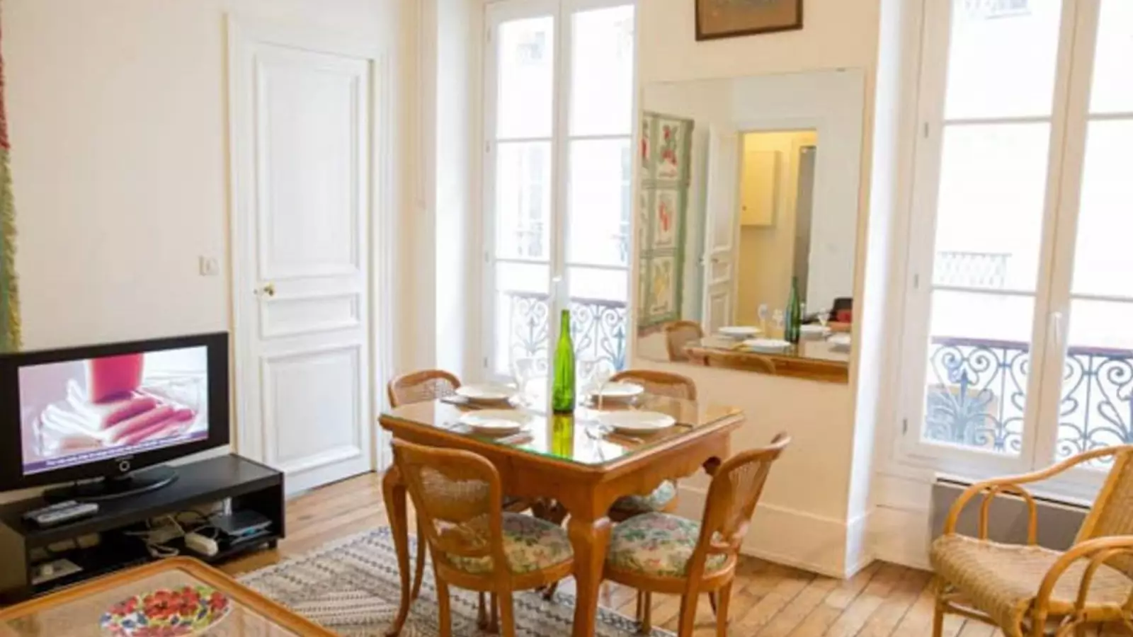 Appartement Rue de l'Université à Paris