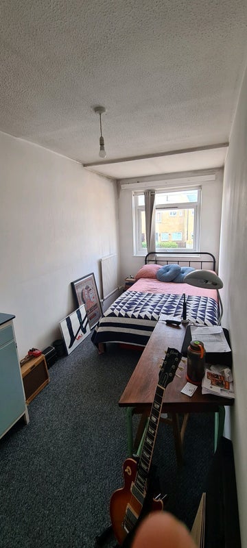 Room Lelitia Close in Greater London