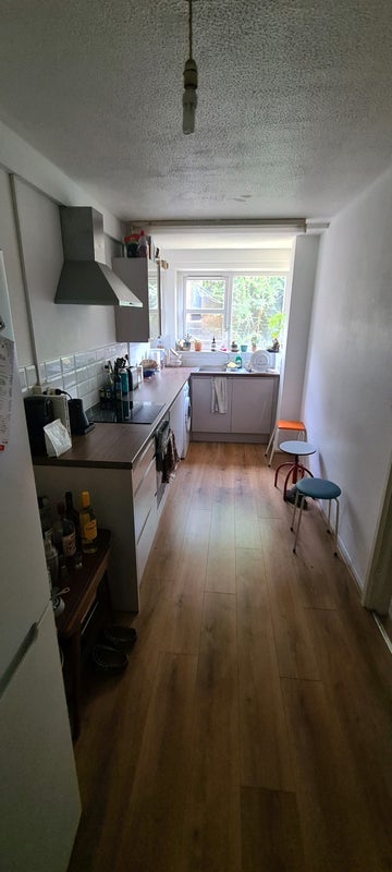 Room Lelitia Close in Greater London