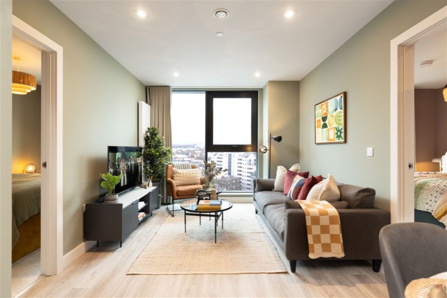 Flat Holland Park Avenue in Greater London