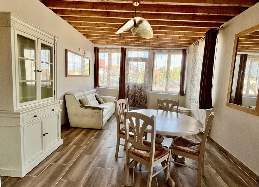 Flat Rue des Chaumières in Berville-sur-Mer