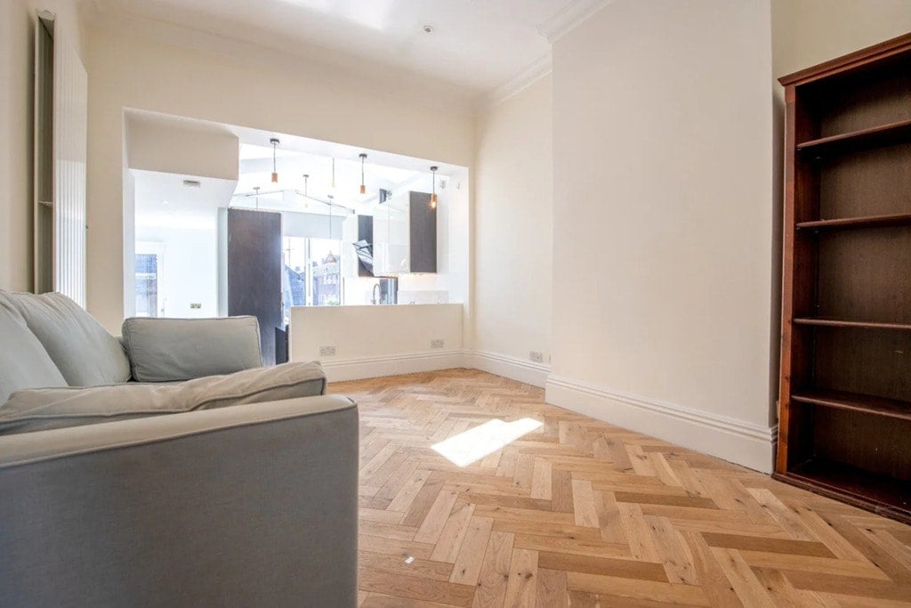 Flat Fulham Road in Greater London
