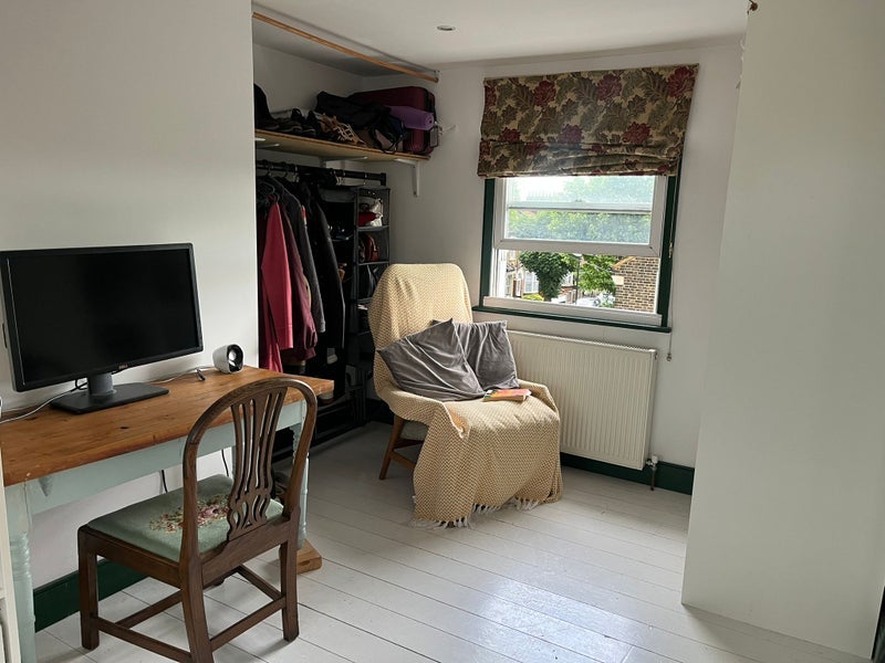 House Hatherley Gardens in Greater London